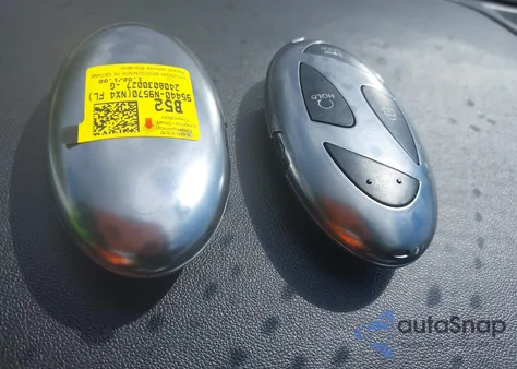 2025 Hyundai Tucson Hybrid Sel Convenience from USA, damaged, VIN KM8JCDD17SU258576